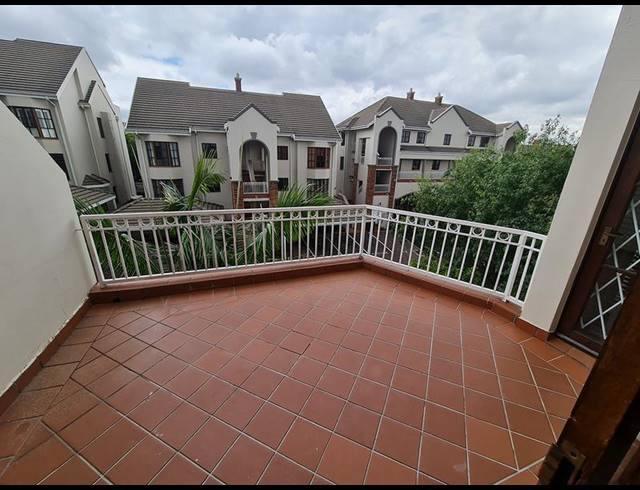 4 BEDROOM APARTMENT FOR SALE IN RIVONIA